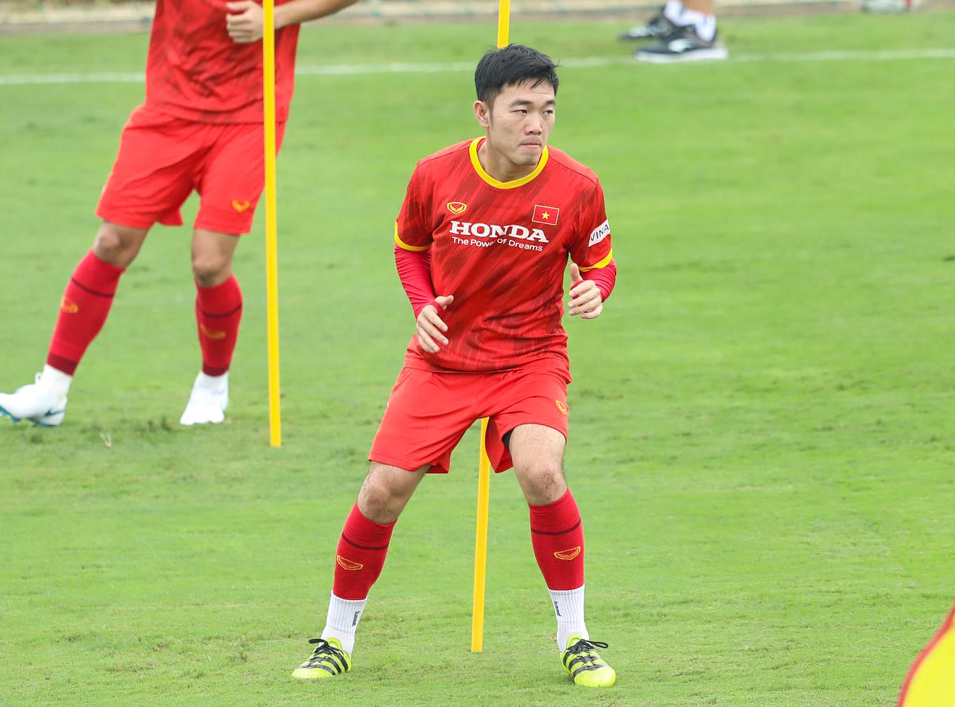 xuan-truong-bi-loai-khoi-han-dt-viet-nam-tiec-cho-tien-ve-hao-hoa-duoc-yeu-men-nhat-1-thoi
